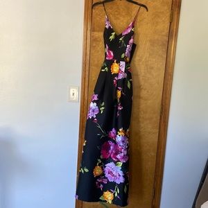 Size 3 Black Floral Dress
